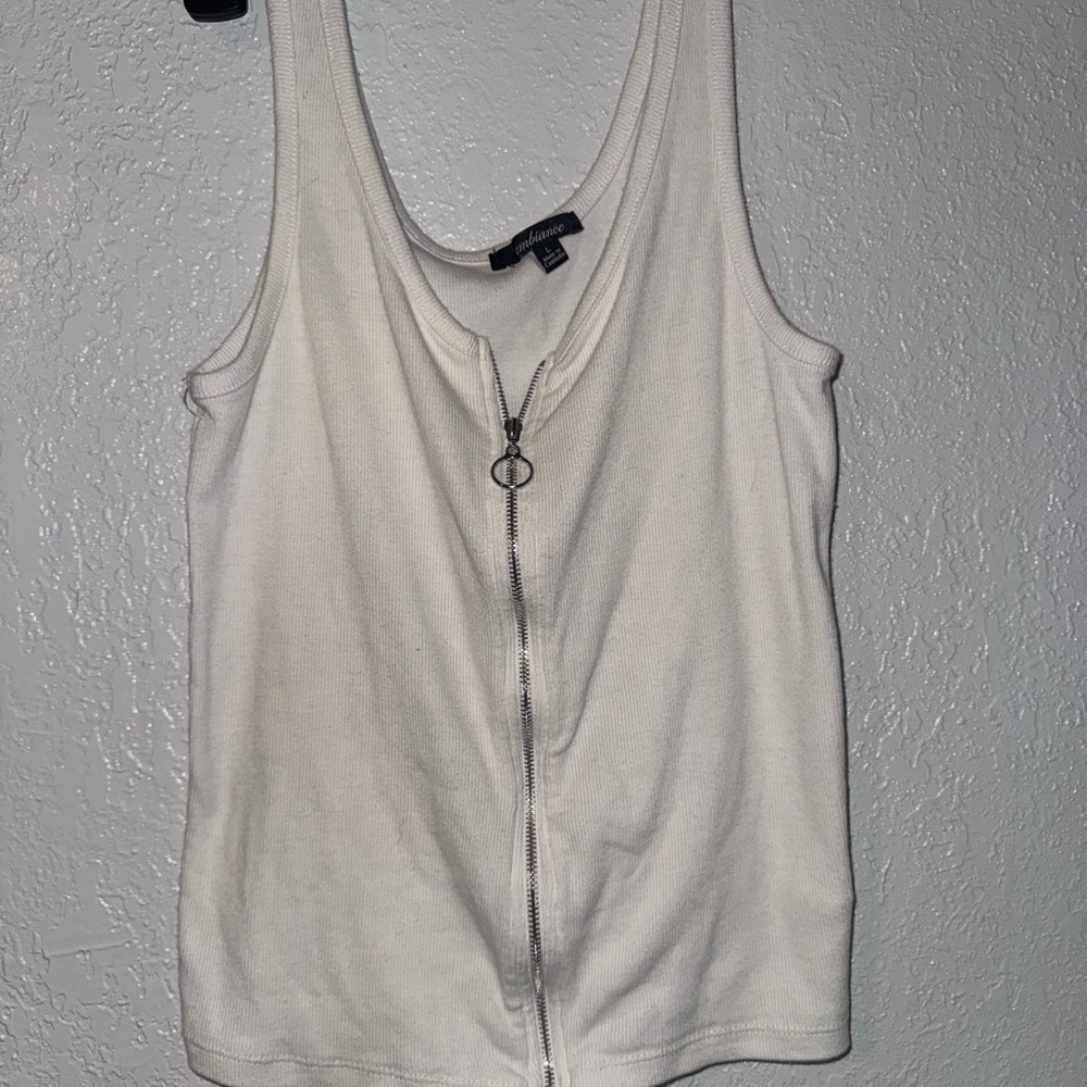 3 shirts for 10$